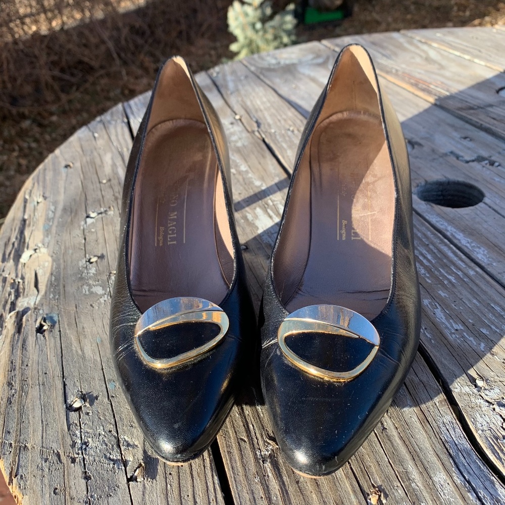 Vintage Bruno Magli Black Leather Pumps